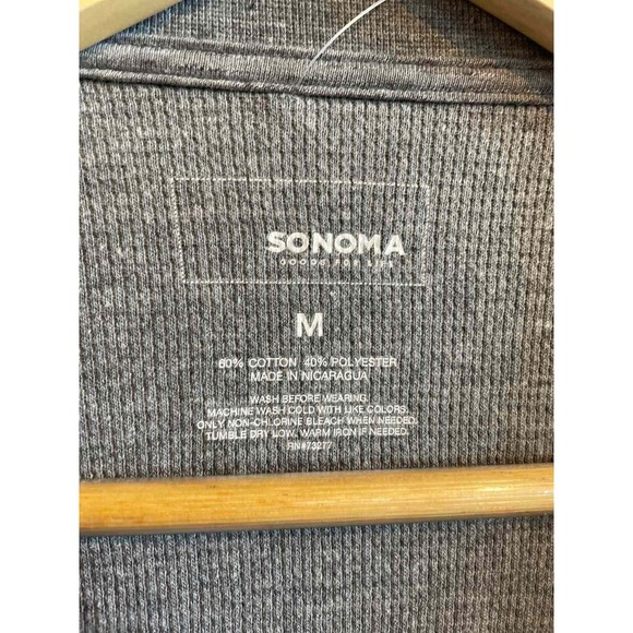 Size Medium Sonoma Men's Long Sleeve Shirt - Picture 2 of 3